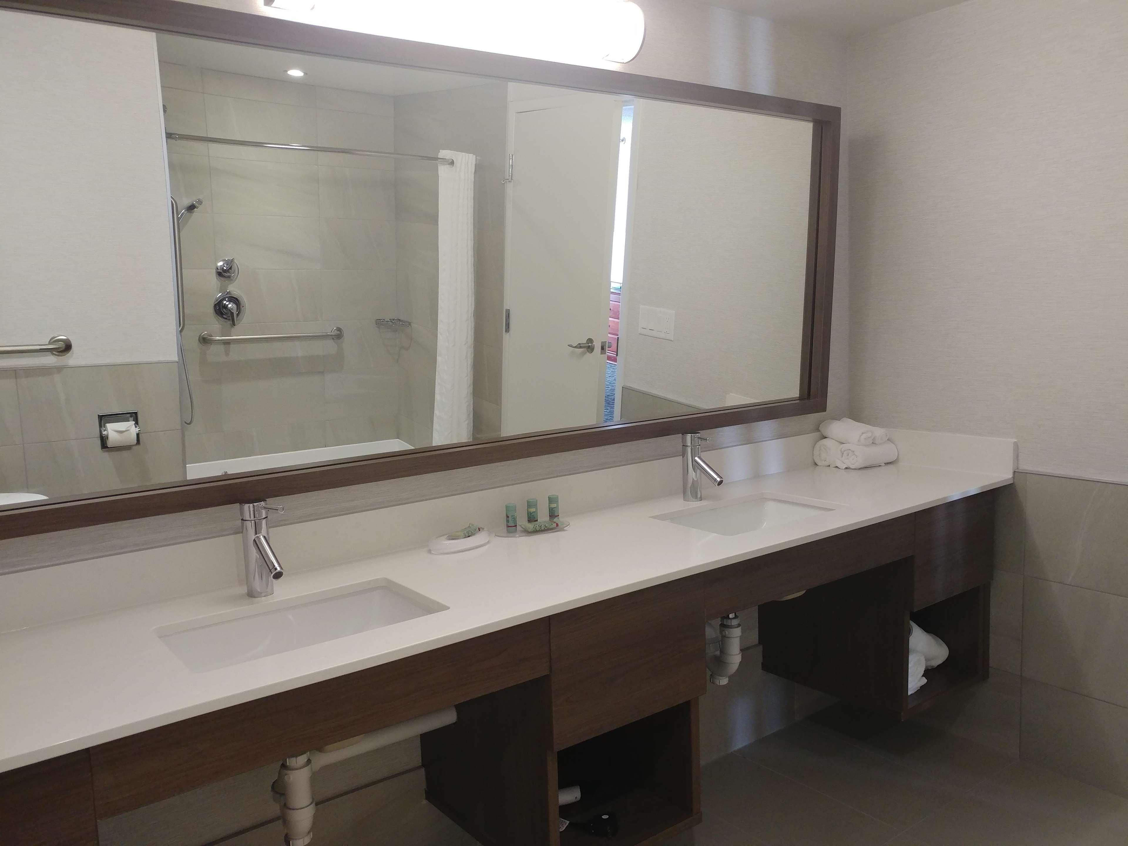 Best Western Hotel Brossard Kültér fotó